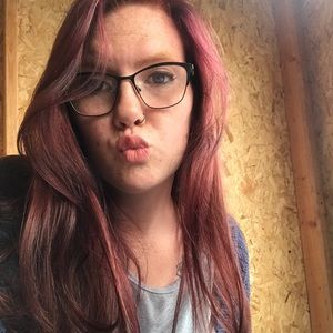 Meet your Posher, Elisha